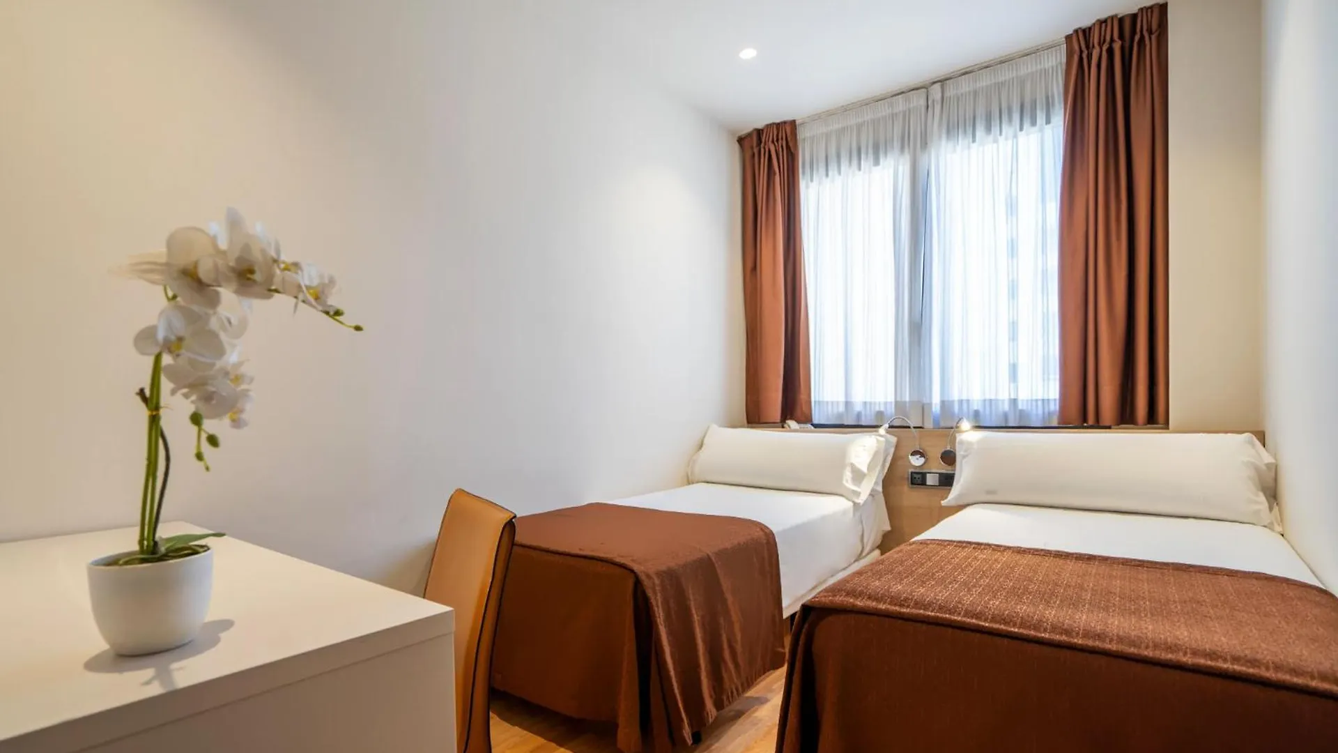 Hotel Glories Βαρκελώνη 3*,  Ισπανία