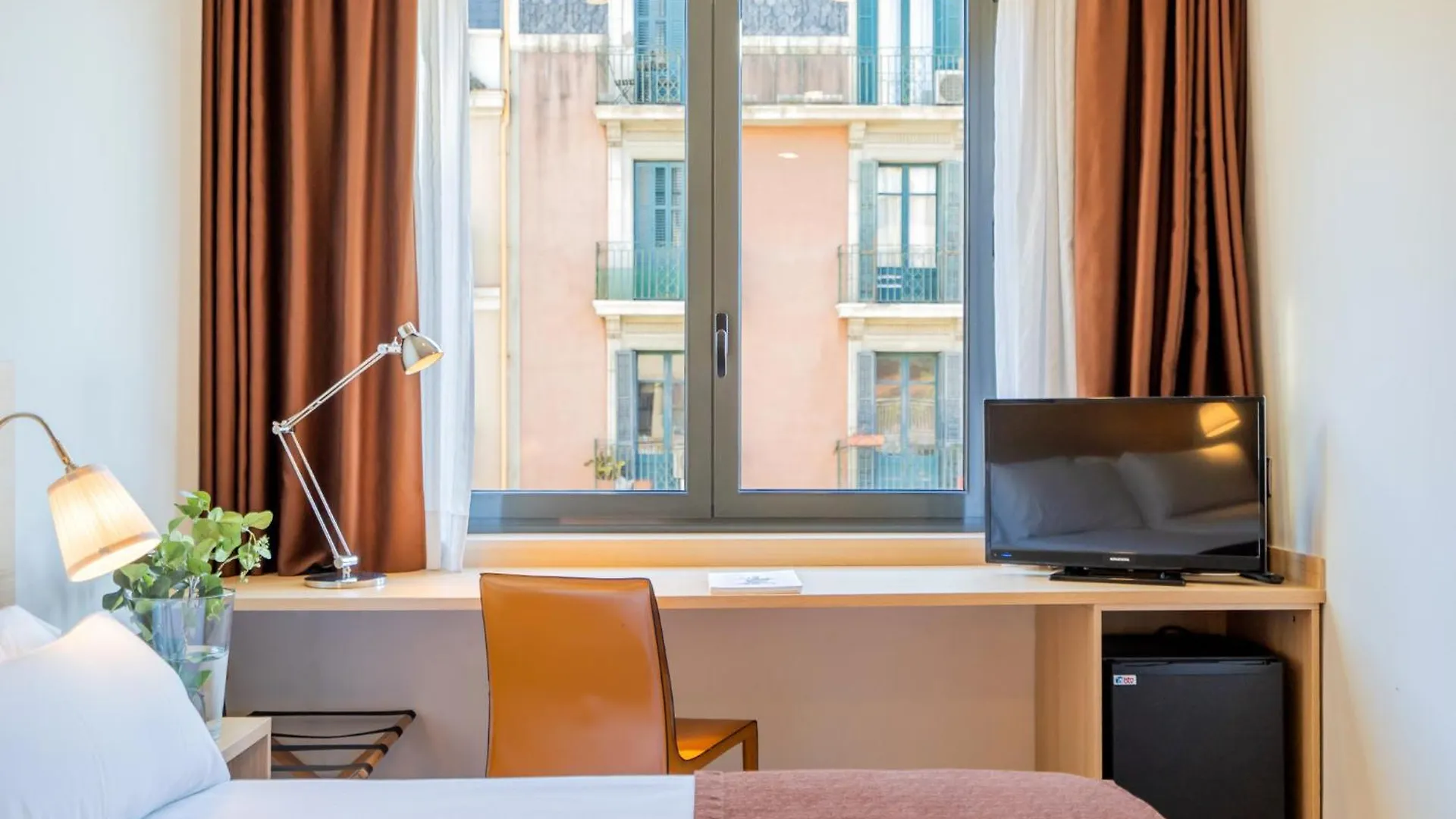 ***  Hotel Glories Barcelona Spanyolország