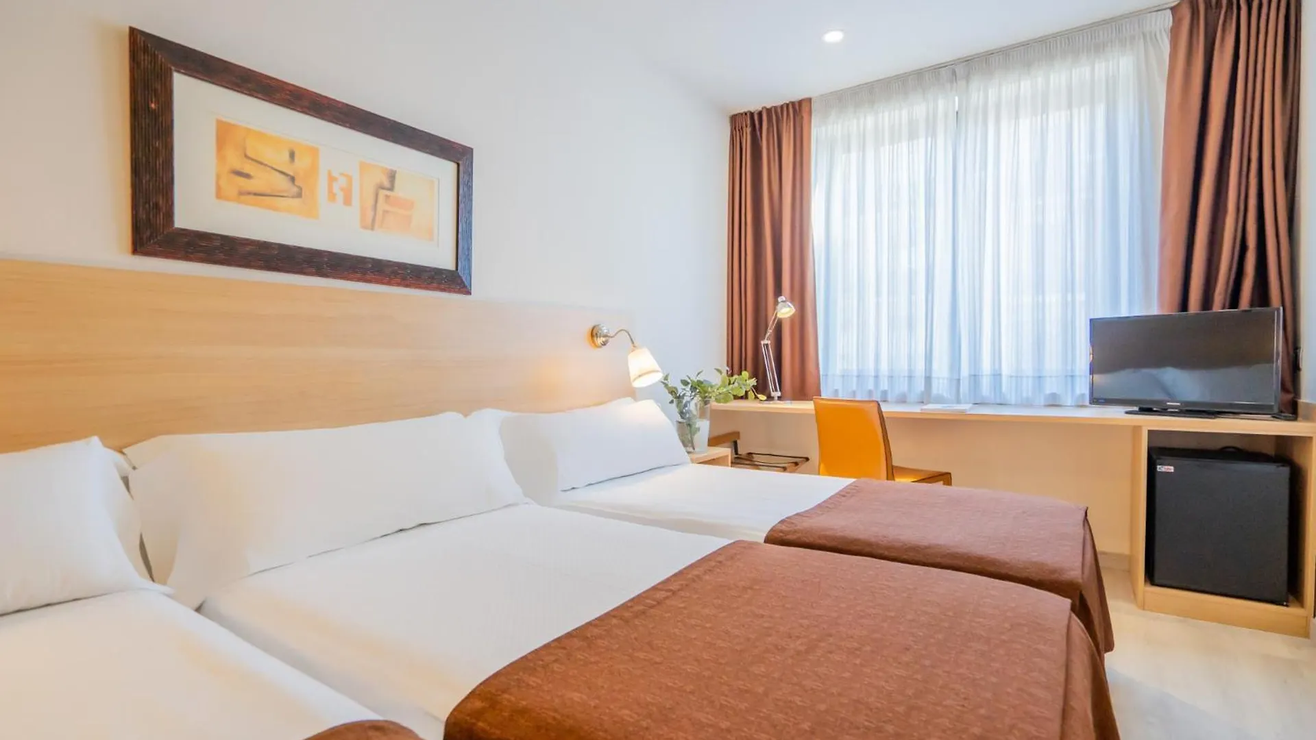 Hotel Glories Barcelona 3*,